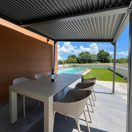 Villa Kiara *