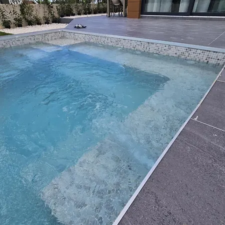 Kiara Villa